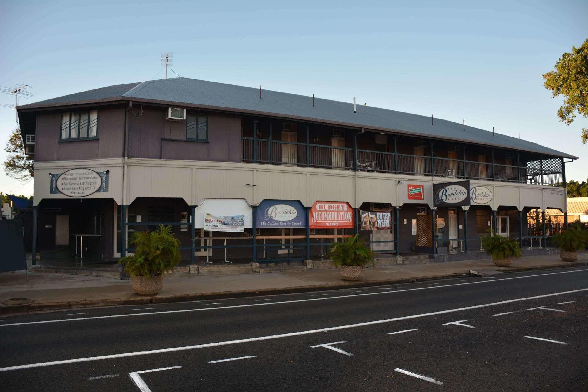 The Burdekin Hotel อายร์ ภายนอก รูปภาพ